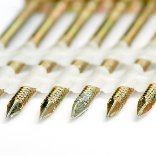 Купить реечные гвозди 21 градус 50х2,8 мм по дереву с быстрой доставкой по России